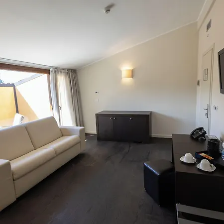 La Dimora Del Baco Hotel 4*